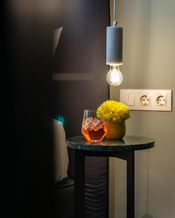 Wyz Attiki Aparthotel Athene Buitenkant foto